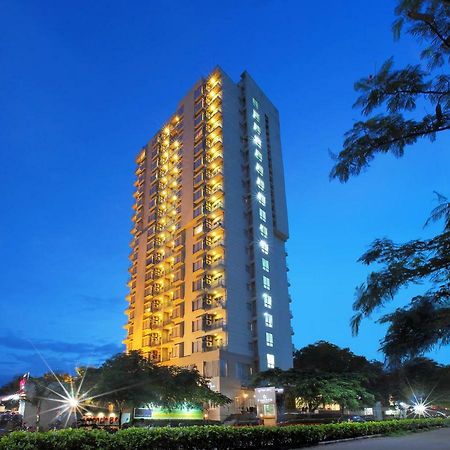 Starlit Suites Bangalore Kammasandra Bagian luar foto
