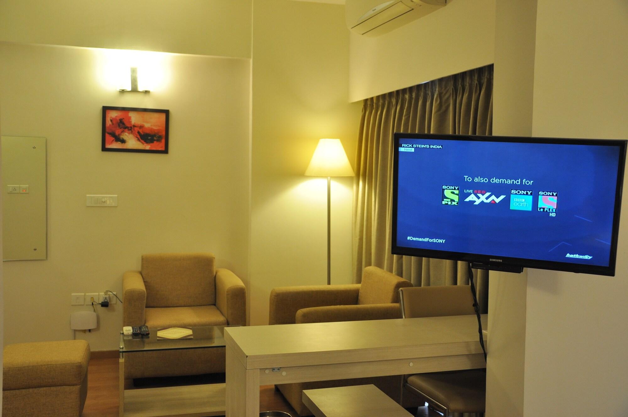 Starlit Suites Bangalore Kammasandra Bagian luar foto