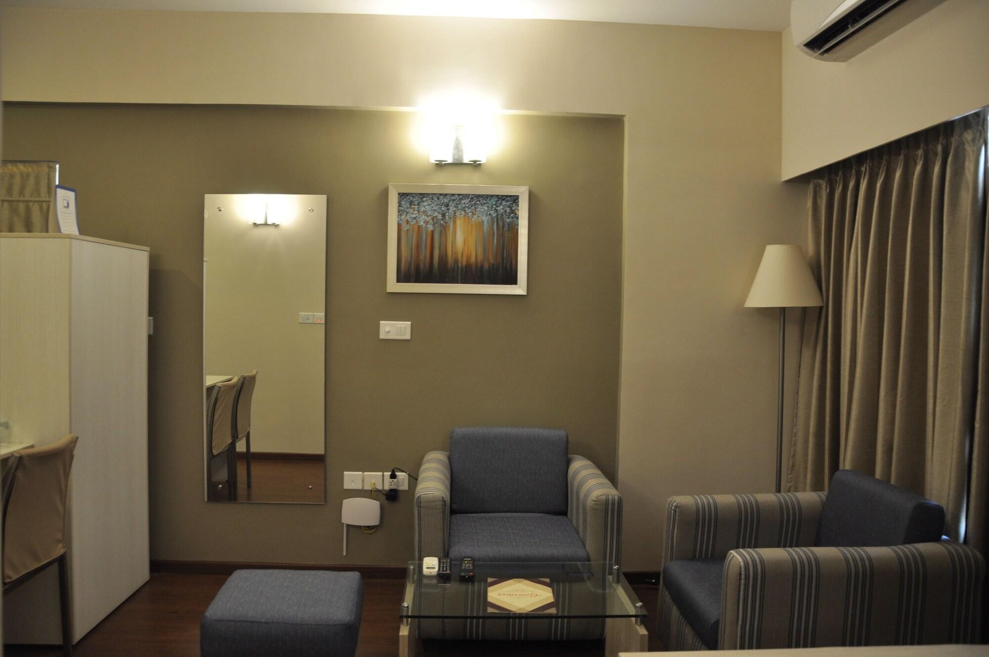Starlit Suites Bangalore Kammasandra Bagian luar foto