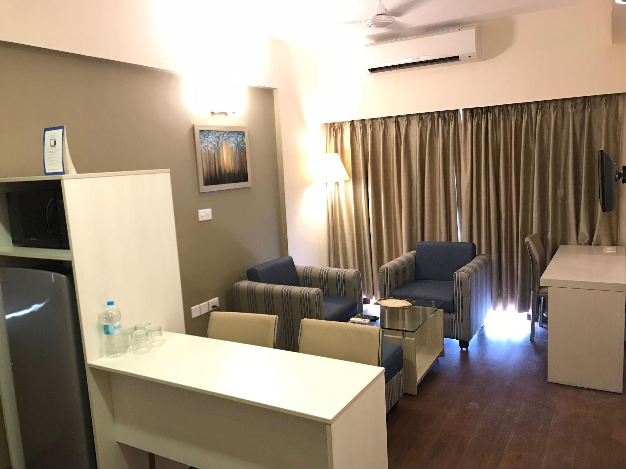 Starlit Suites Bangalore Kammasandra Bagian luar foto
