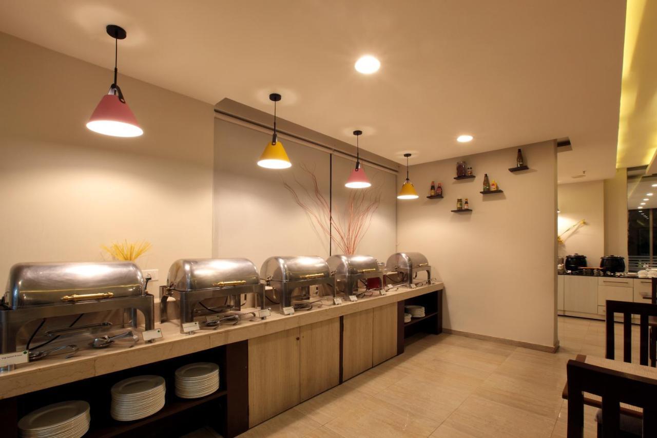 Starlit Suites Bangalore Kammasandra Bagian luar foto