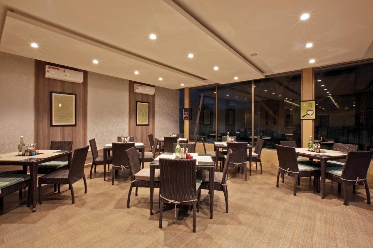 Starlit Suites Bangalore Kammasandra Bagian luar foto